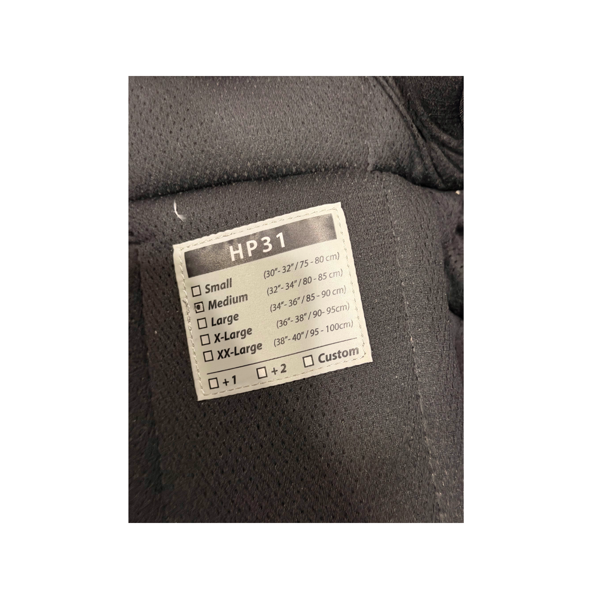 CCM HP31 MEDIUM BLACK + WHITE STRIPE (USED)